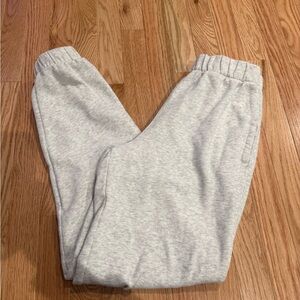 Hollister Heather Gray Fleece-Lined Sweatpants